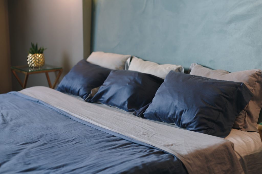 Transforming Your Bedroom into a Sanctuary: Tips for Creating a Calming and Restful Space Transforming Your Bedroom into a Sanctuary: Tips for Creating a Calming and Restful Space